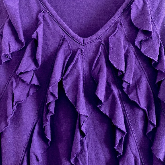 🔹 3/$20 🔹 Express Ruffled Tank Top - Picture 3 of 3